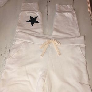Monrow High Waisted Sporty Sweat with Star
